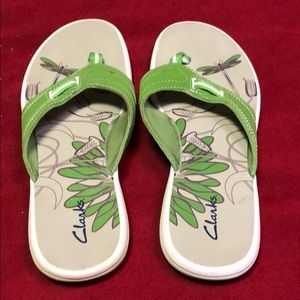 Clark’s flip flops